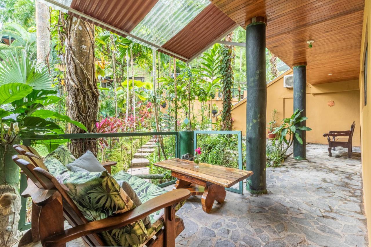 Boutique Hotel Las Cascadas Manuel Antonio Exteriör bild
